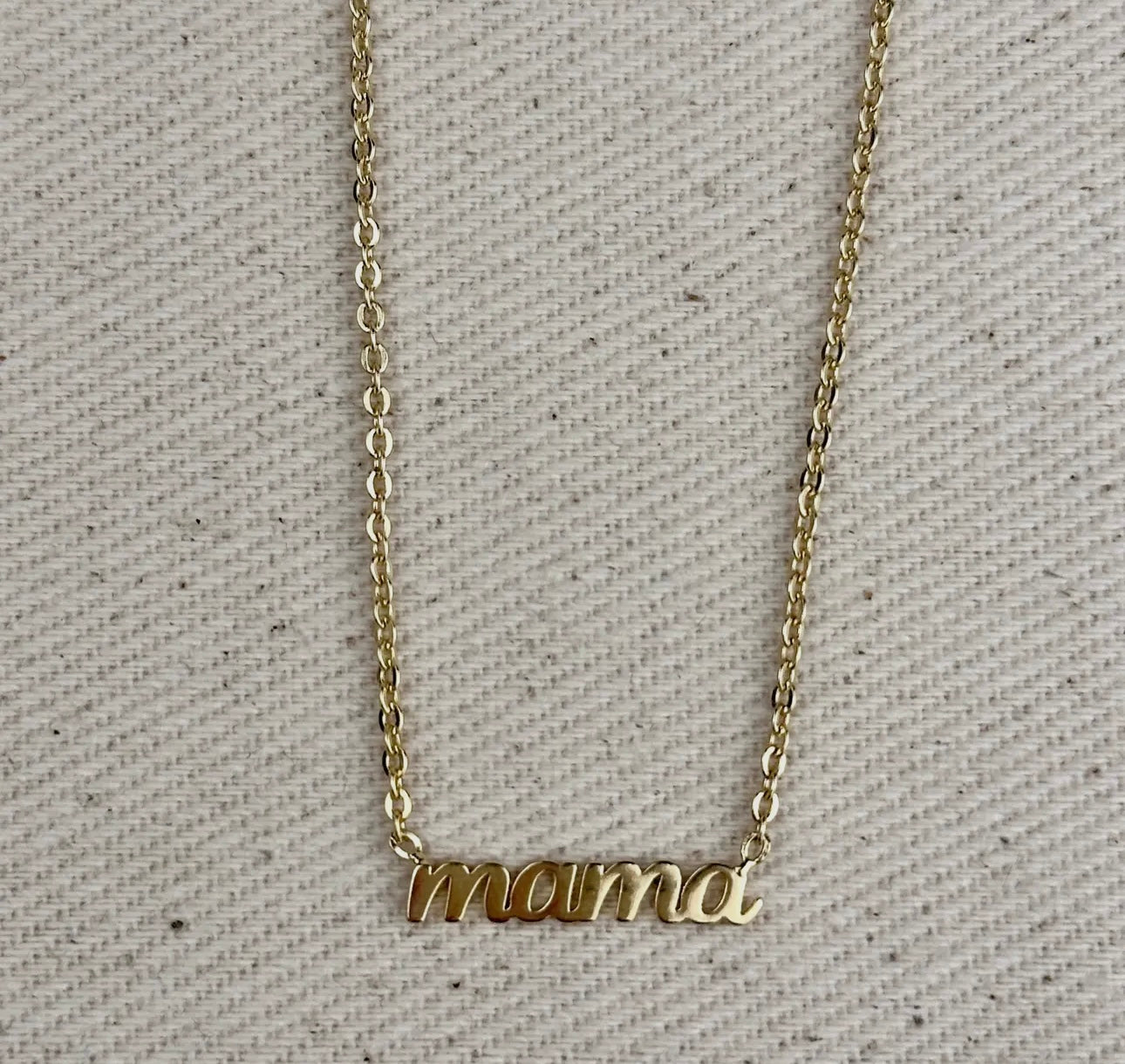 Mama Necklace