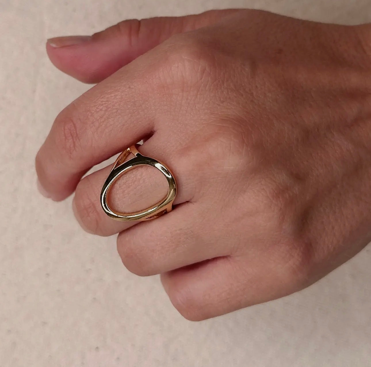 Geometric Oval Ring