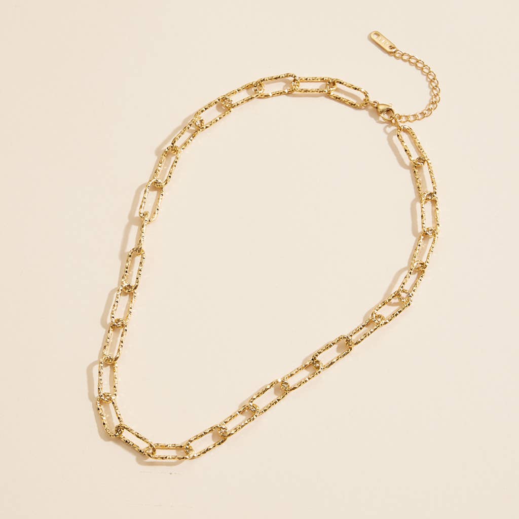 Chain Linked Gold Dip Necklace